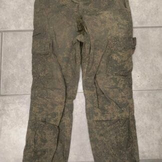 Trophy russian army summer uniform pants with some repair by owner. Size 50-4