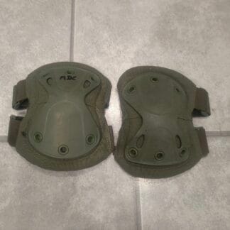 Trophy russian army knee pads. Good condition.